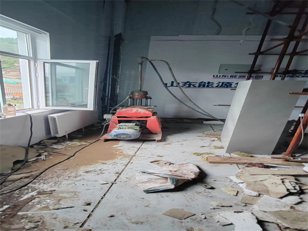 临川地基基础下沉墙体裂缝加固注浆顶升施工